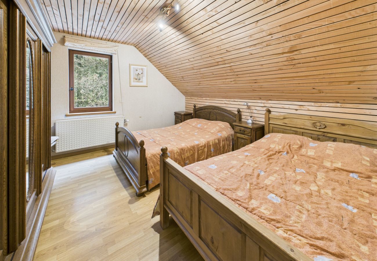House in Opont - Le Refuge by Charles