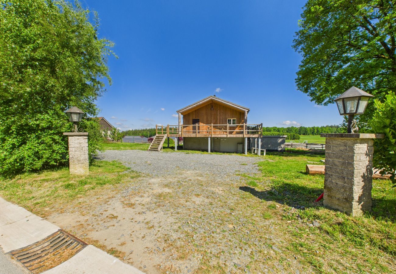 Chalet in Hatrival - Le P'ti Prins by Lisby