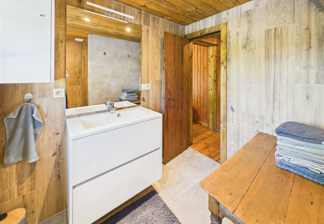 Chalet en Hatrival - Le P'ti Prins by Lisby