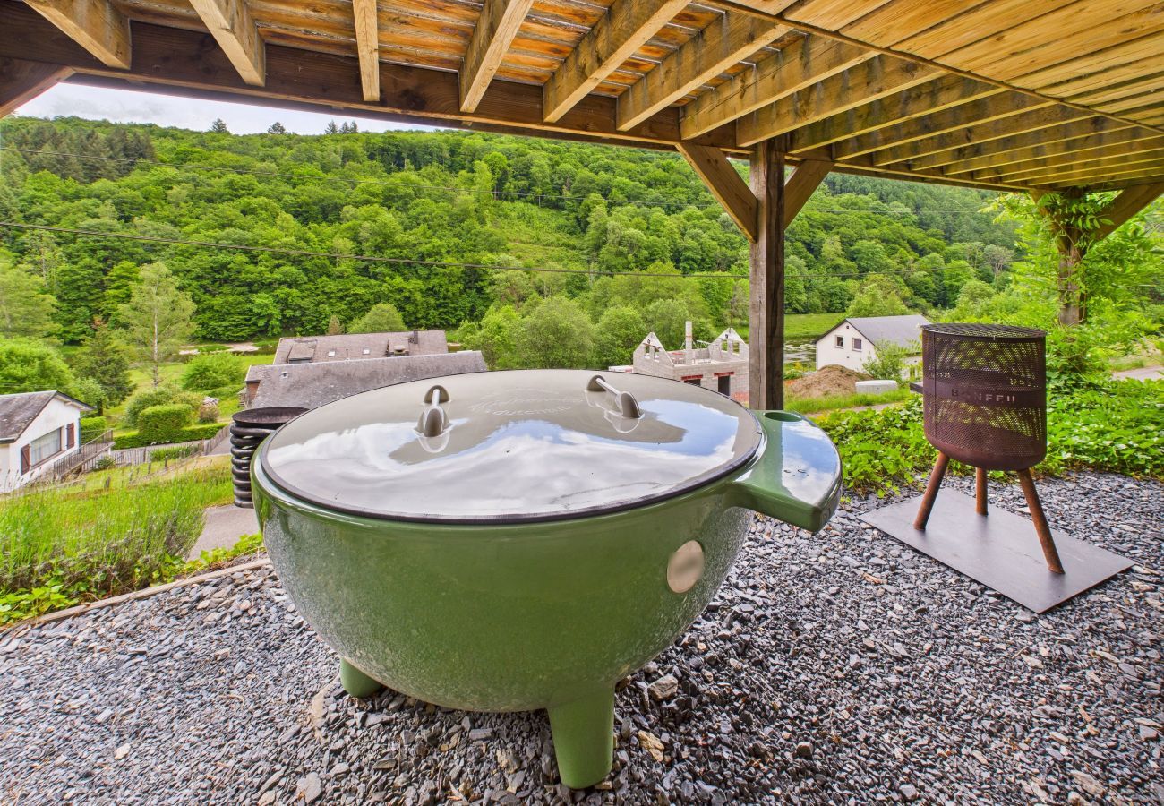 Chalet en Poupehan - Cabin vr 4, zicht Semois-rivier!