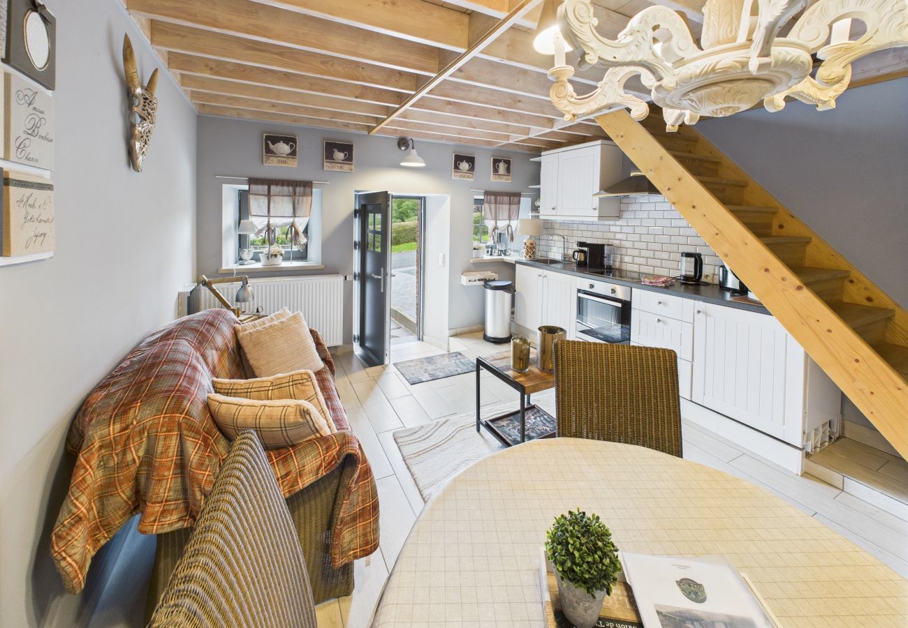 Maison mitoyenne à Opont - La Bergerie Romantique