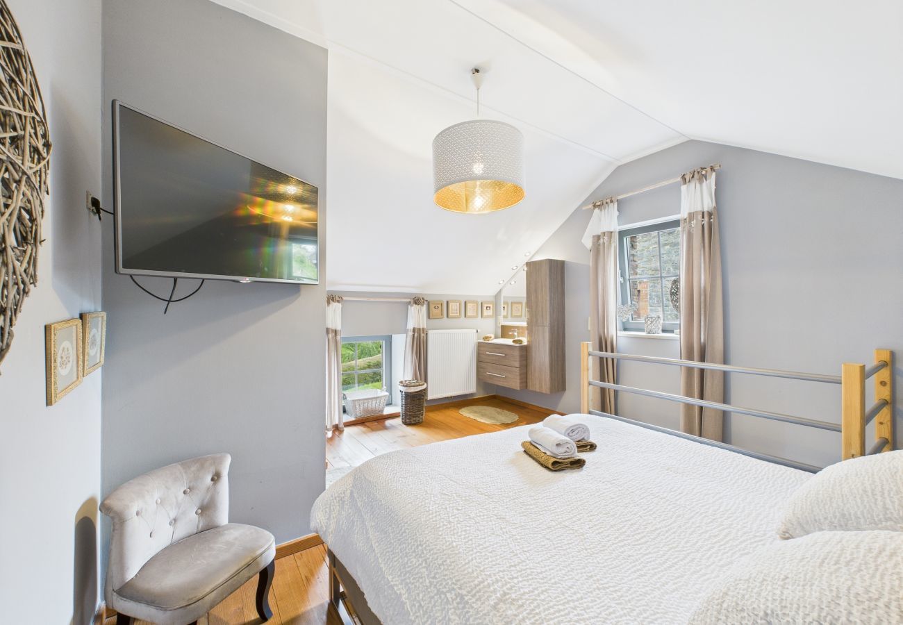 Maison mitoyenne à Opont - La Bergerie Romantique